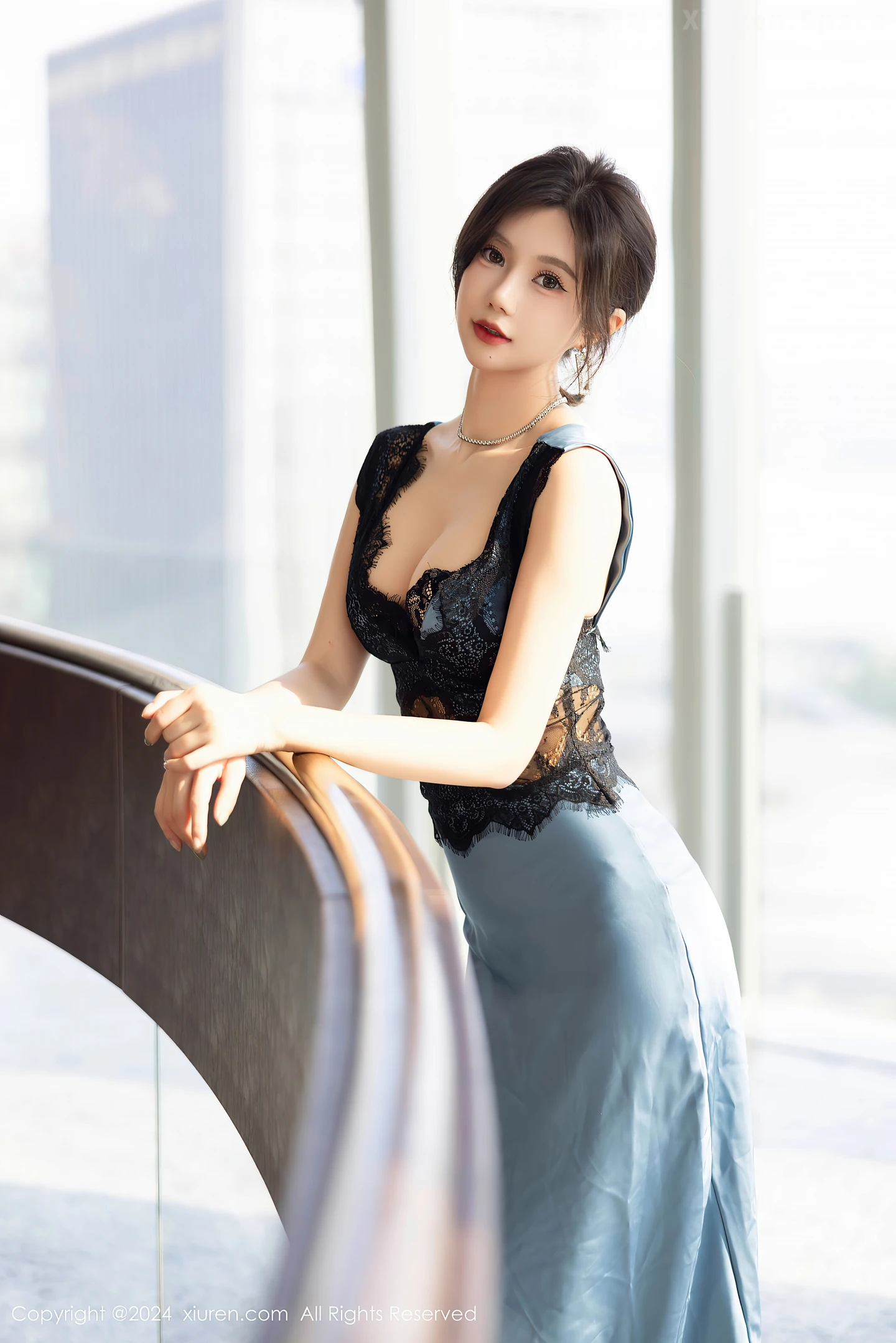 图片[3]-[XiuRen秀人网] VOL.9310 女神绮里嘉ula性感黑色蕾丝内衣配肉色丝袜秀完美身材诱惑写真94P-秀人网官方网站